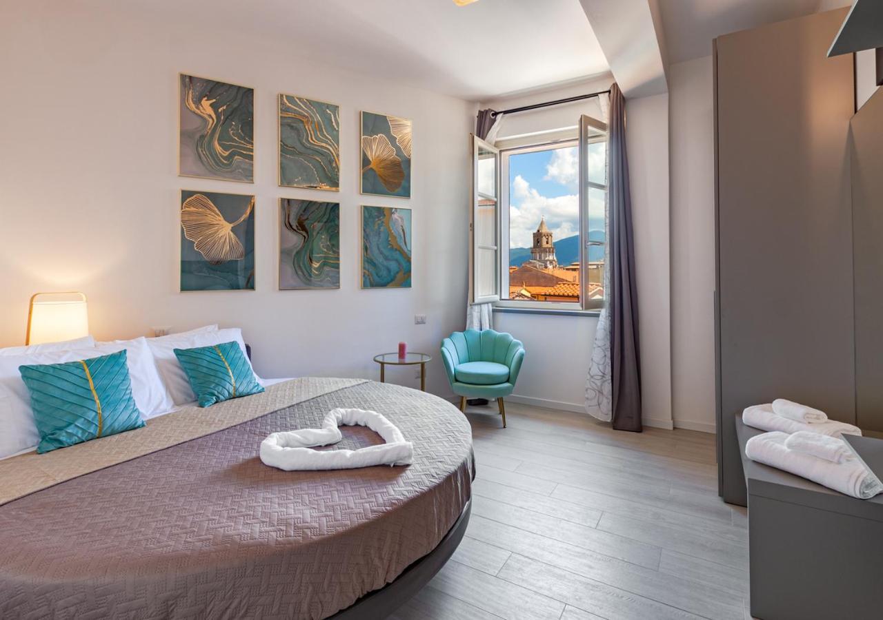 Tower View Luxury Apartment On The River Пиза Екстериор снимка